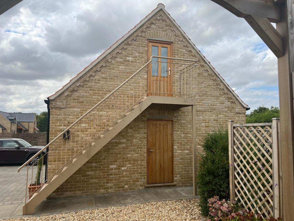 Entire Loft Space In Quiet Village Near Roman City Of Lincoln Eksteriør billede